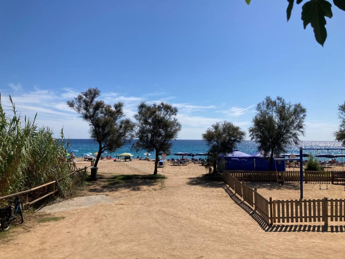 Albatross Mobile Homes On Camping Cala Canyelles Lloret de Mar Zewnętrze zdjęcie